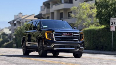Black GMC Yukon XL 2WD Elevation thumnail image