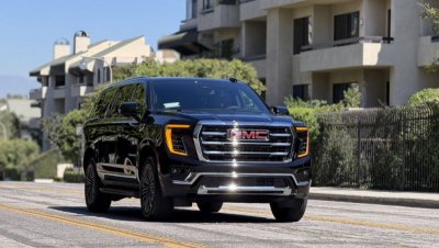GMC Yukon XL 2WD Elevation 8 Seater - SUV rental car
