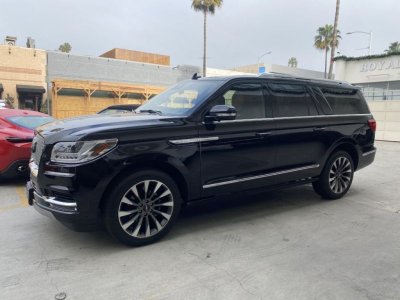 Photo of Lincoln Navigator L 4x4 from Beverly Hills Car Rental