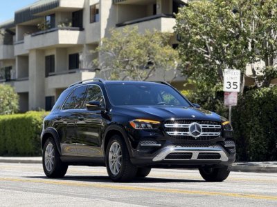Photo of Mercedes-Benz GLE-Class GLE350W from Beverly Hills Car Rental