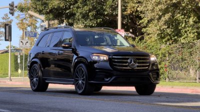 Black Mercedes-Benz GLS-Class  thumnail image