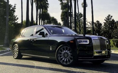 Photo of Rolls-Royce Phantom from Beverly Hills Car Rental