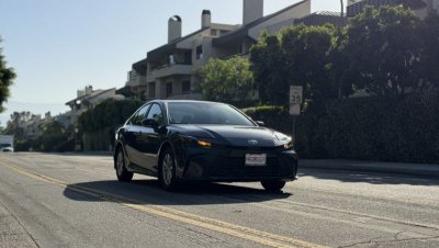 Toyota Camry thumnail image