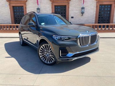 Photo of BMW X7 from Beverly Hills Car Rental