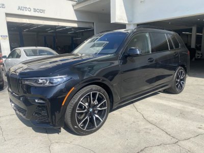 Photo of BMW X7 XDrive 40i from Beverly Hills Car Rental