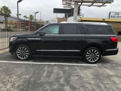 Photo of Lincoln Navigator L L from Beverly Hills Car Rental