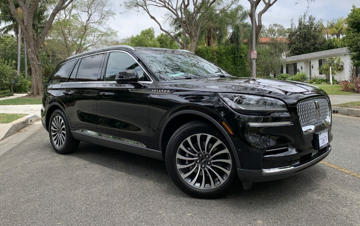 Lincoln Aviator Beverly Hills Car Rental