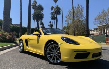 Porsche718 yelblk front