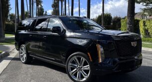 Escalade front